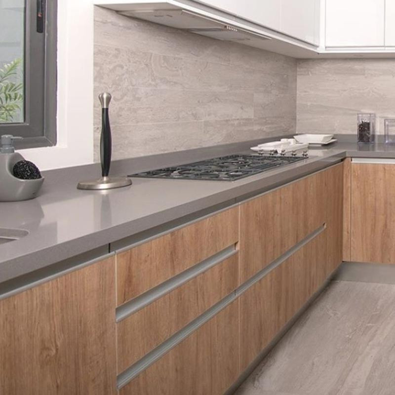Plan de travail en Quartz Silestone Gris expo